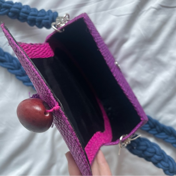 Handmade natural fibers bag from the Amazon rainforest - Picture 4 of 7